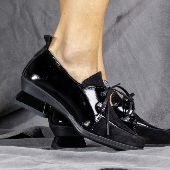 Pantofi eleganți 