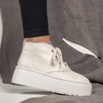 Pantofi extravaganti 