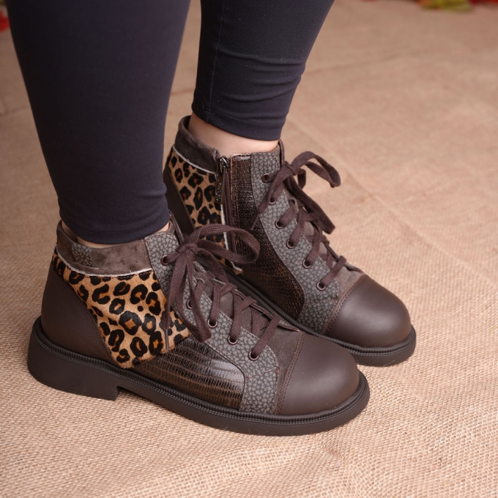 Pantofi tip Clark de damă - Urban Safari