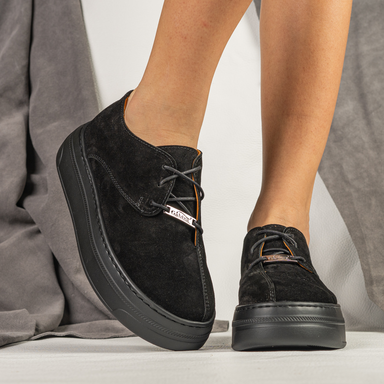Pantofi extravaganti 