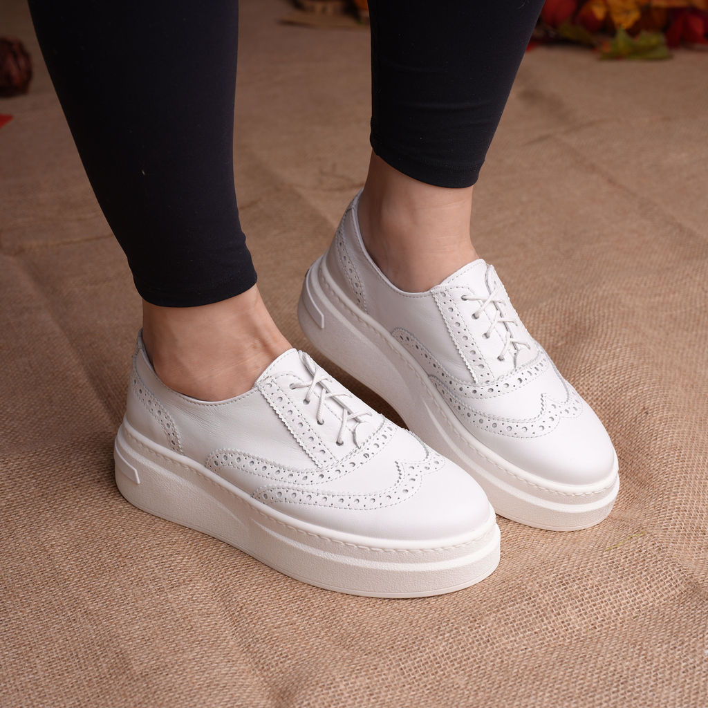 Pantofi de designer Pearl Brogue