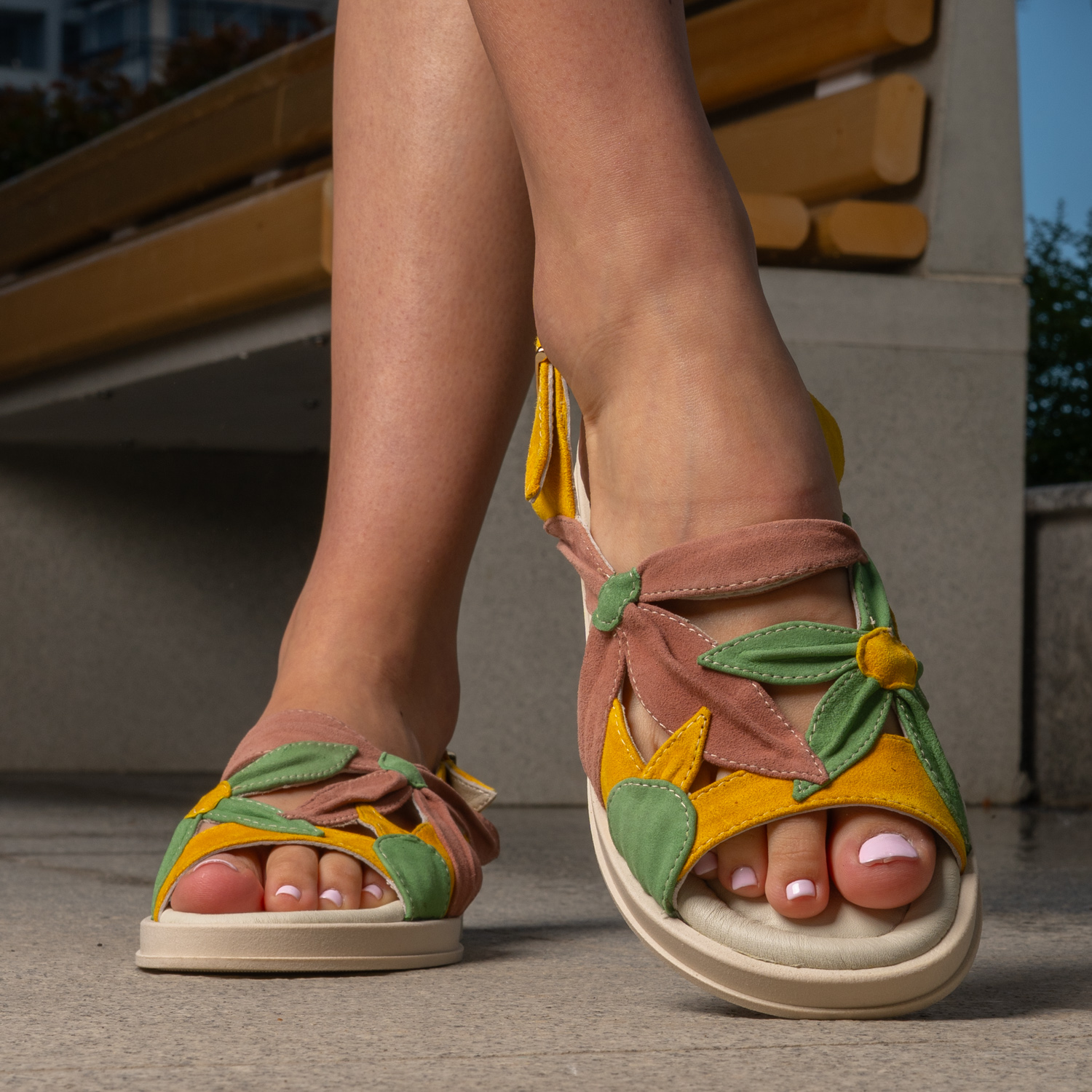 Sandale casual - Colorful Beach Flowers