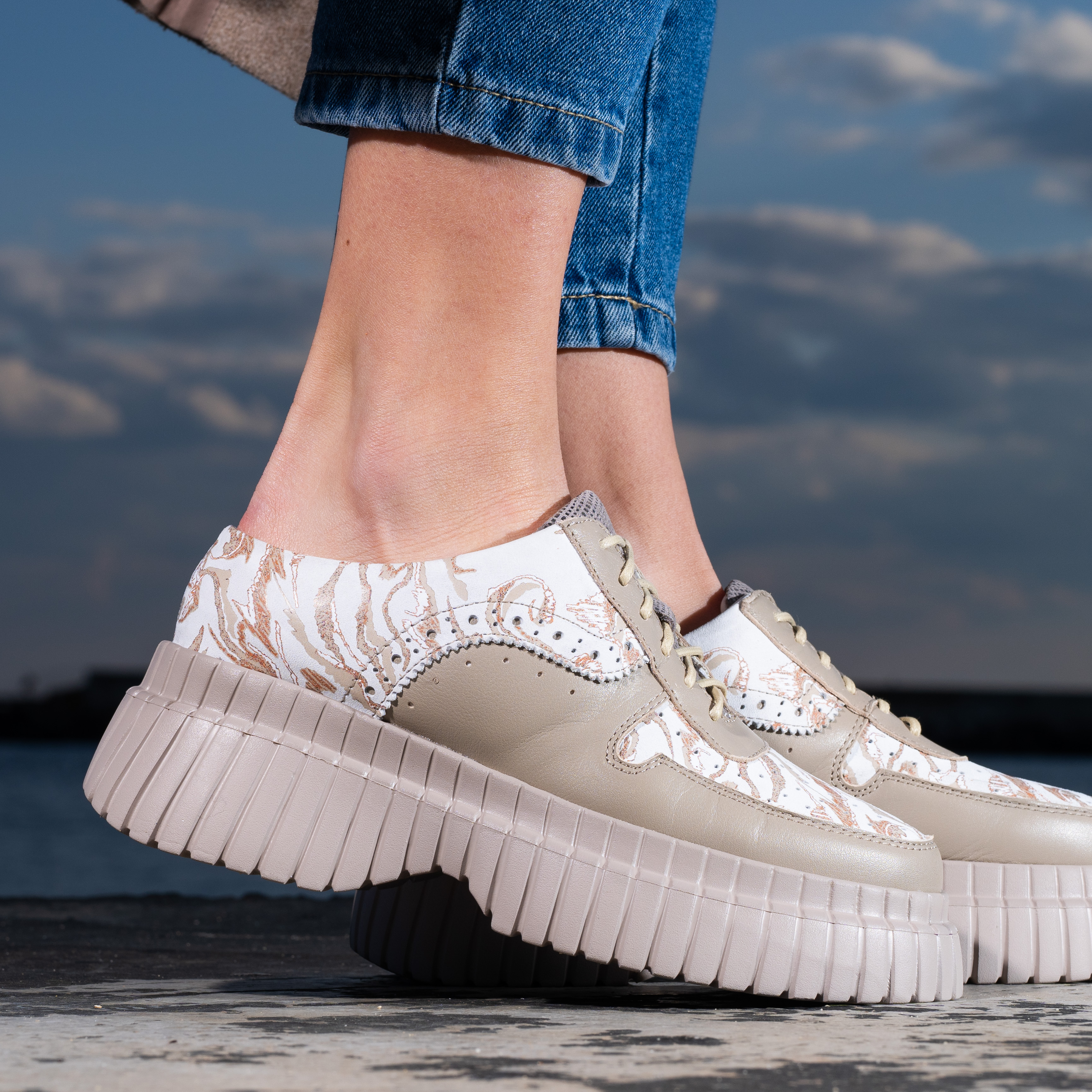 Pantofi sport din piele bej (1082-13)