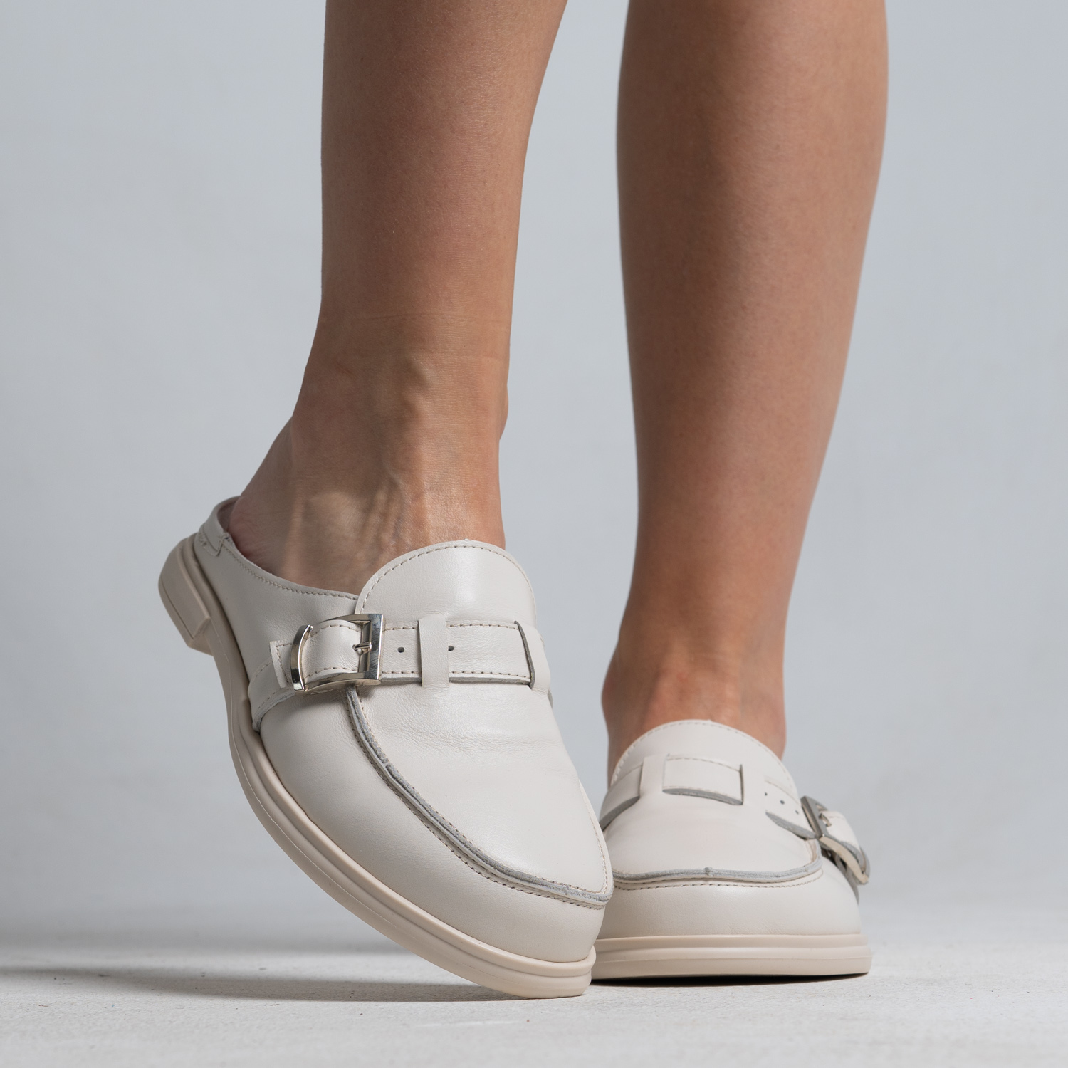 Papuci de designer - Sorellia Beige