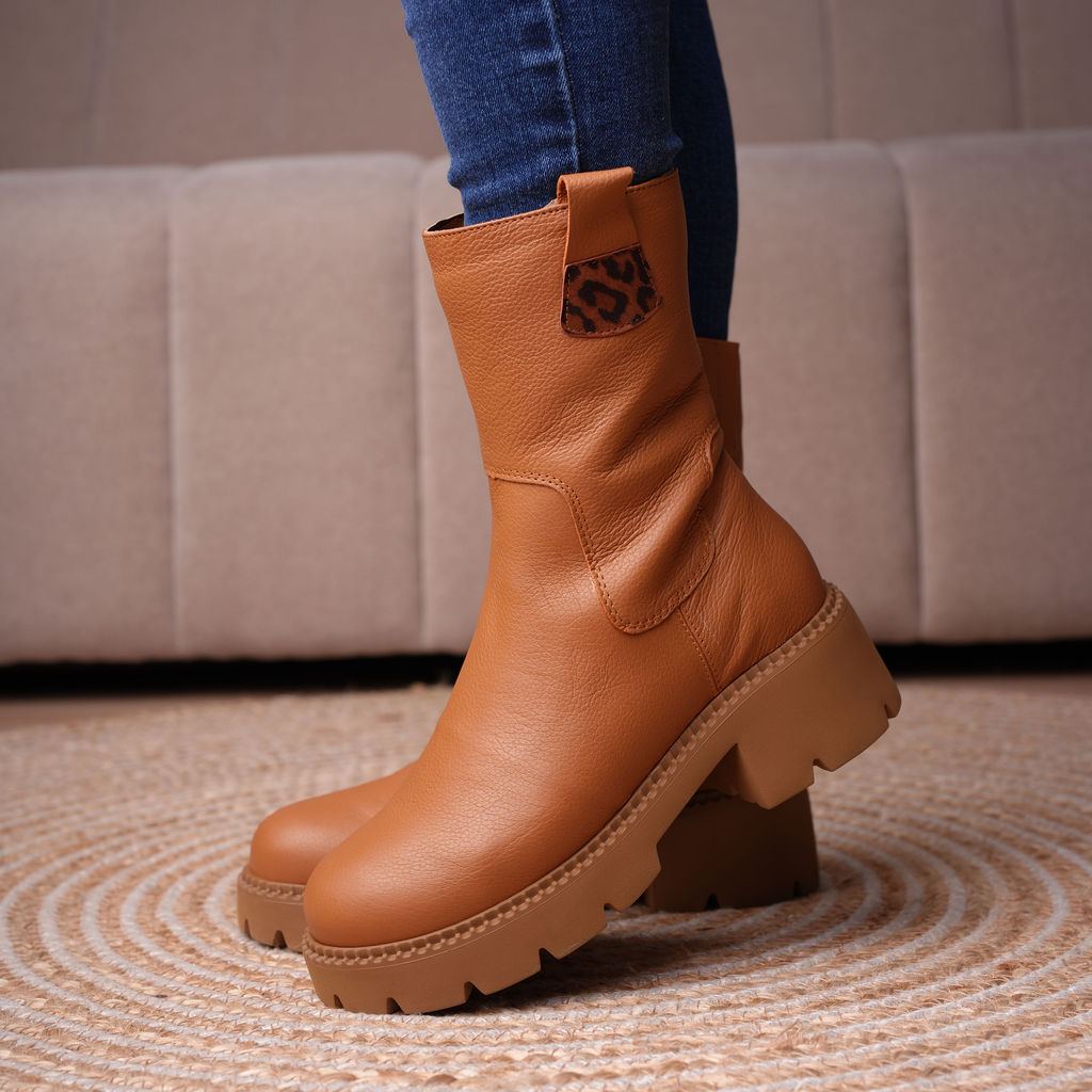 Ghete designer  Amber Wild-1243-8-