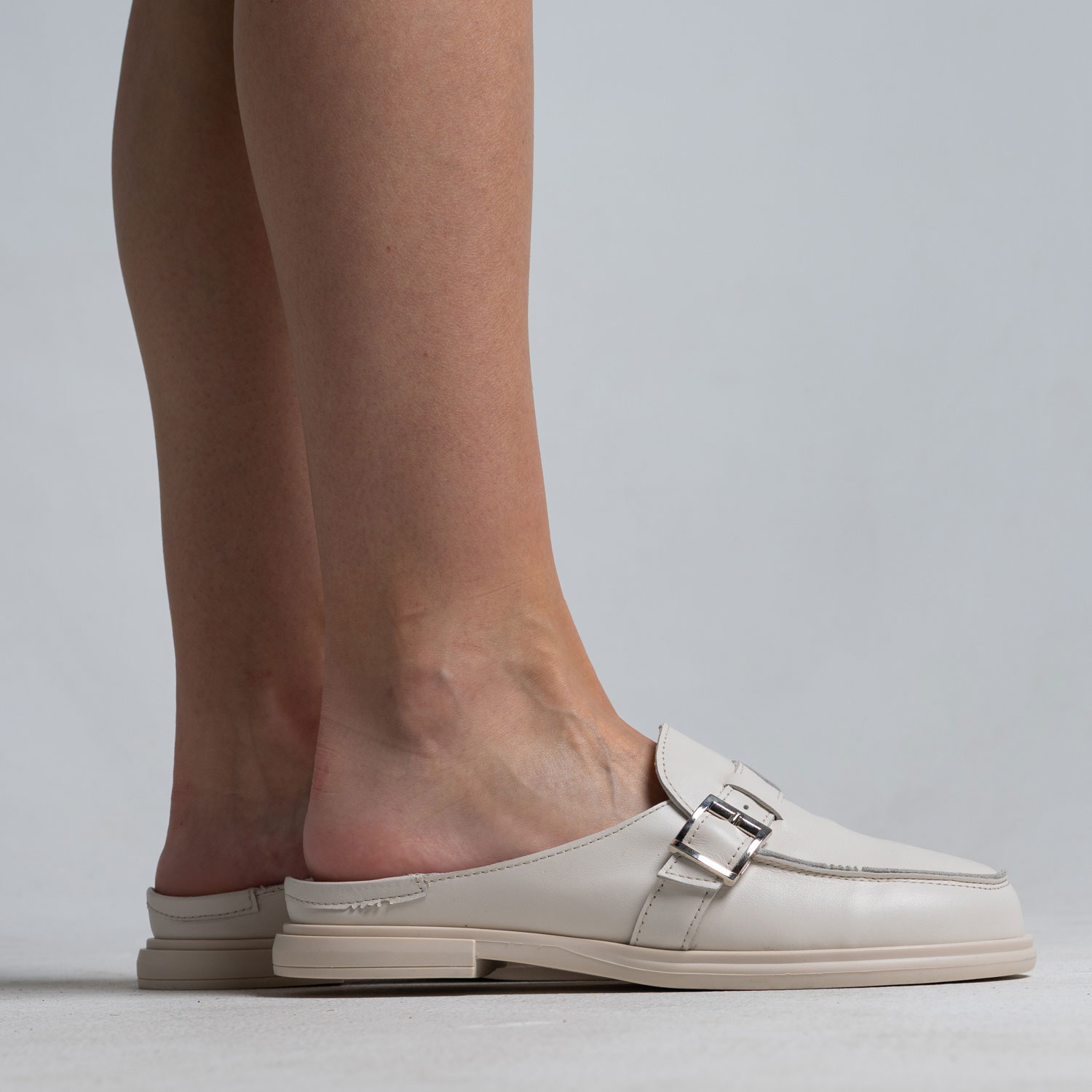 Papuci de designer - Sorellia Beige