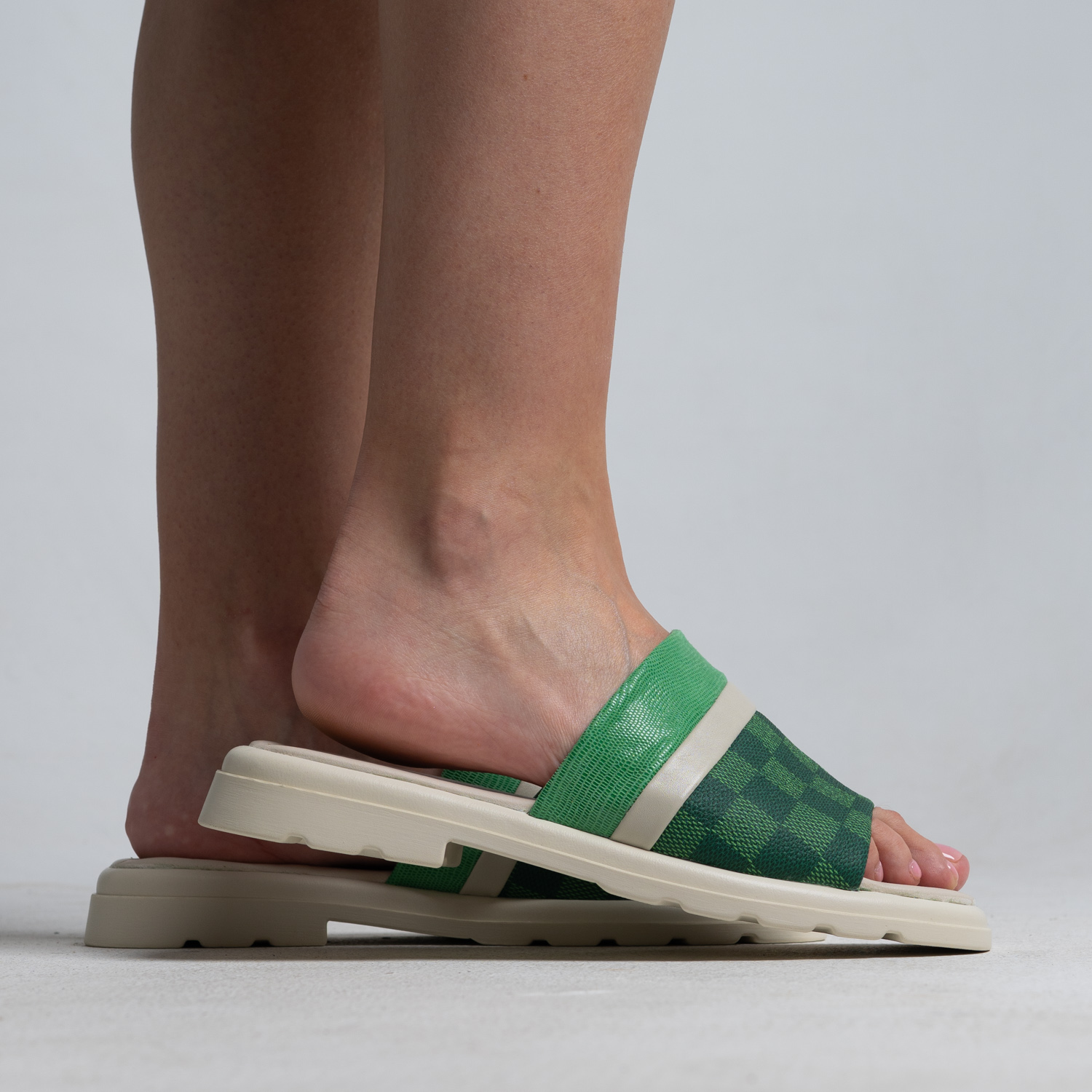 Papuci de designer - Eveloria 